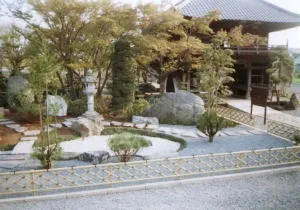 川越市の和風庭園 (お寺) のリフォーム